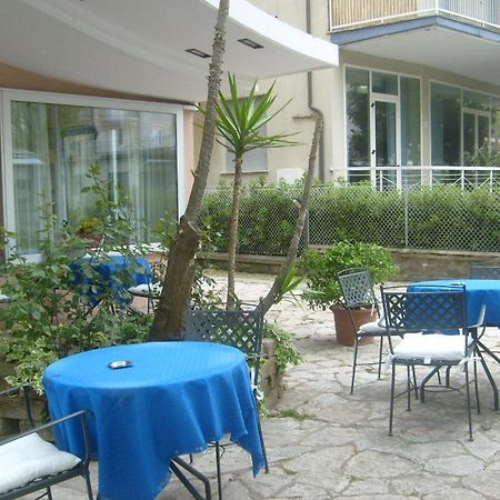 Hotel Bel Air Rivazzurra Di Rimini エクステリア 写真