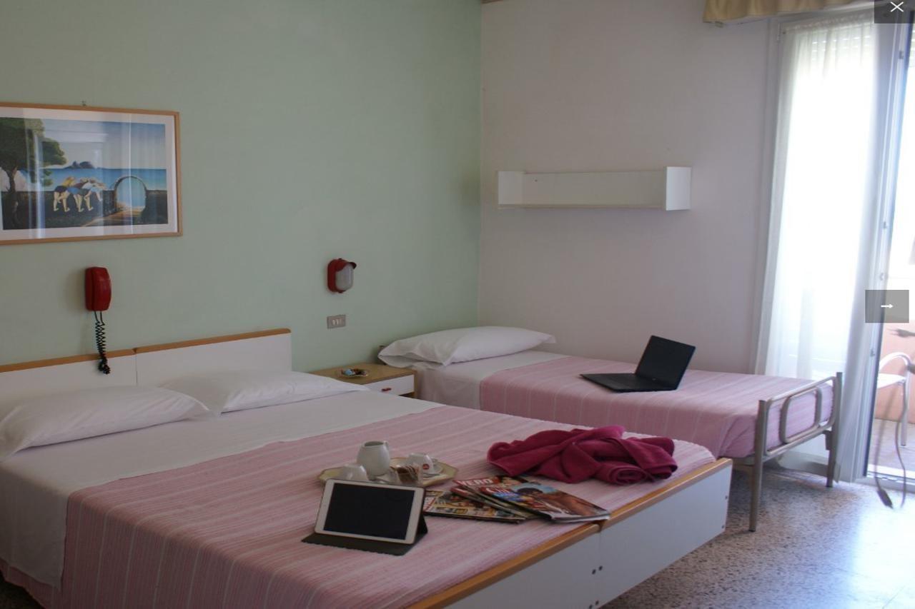 Hotel Bel Air Rivazzurra Di Rimini エクステリア 写真