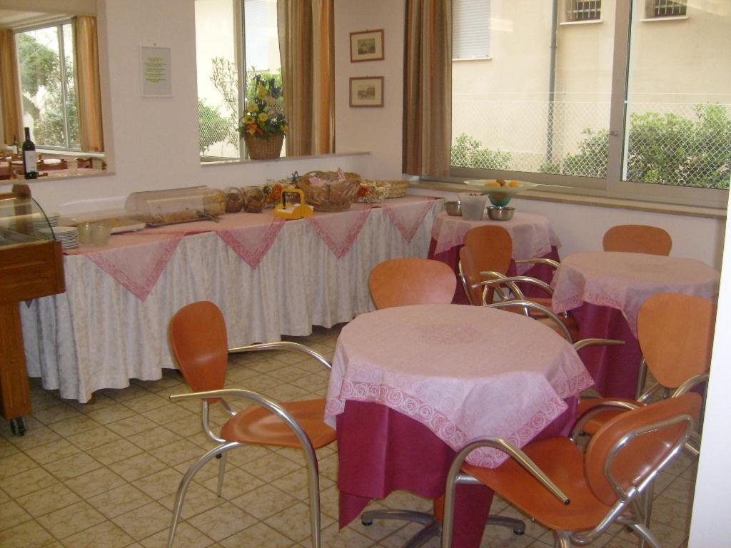 Hotel Bel Air Rivazzurra Di Rimini エクステリア 写真